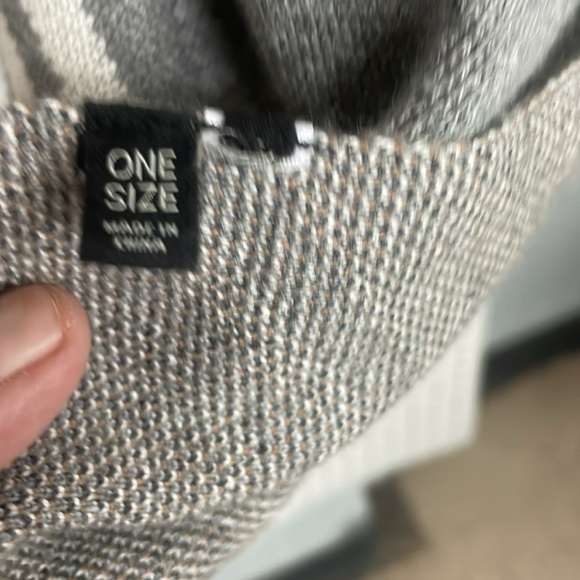 Talbots ONE SIZE cozy and stylish Cotton Blend Cape Shawl Sweater - Picture 5 of 8